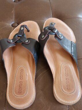 Corso Como St Lucia thong sandals brown and black leather 6 1/2 M with studs